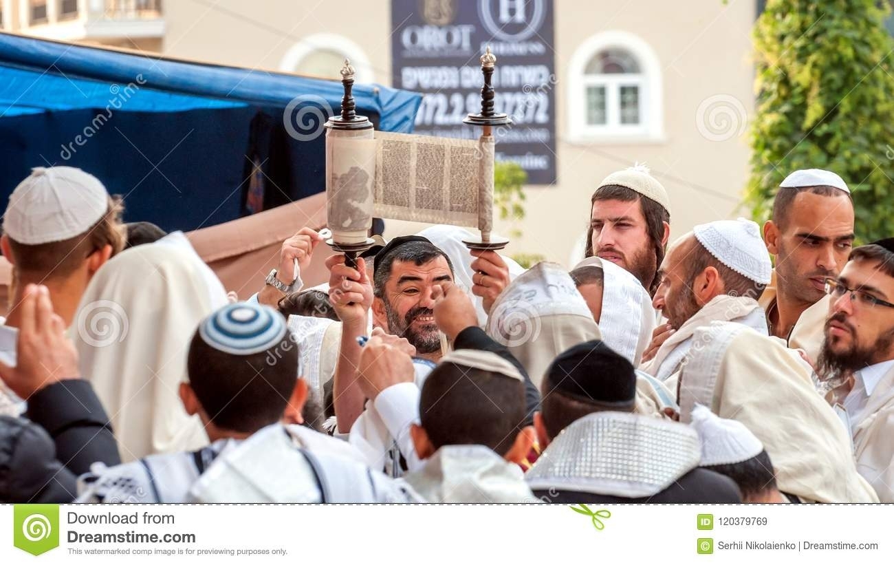 Hasidims Pray While Reading The Torah Scroll. Rosh Hashanah in What Is The Next Reading For Torah