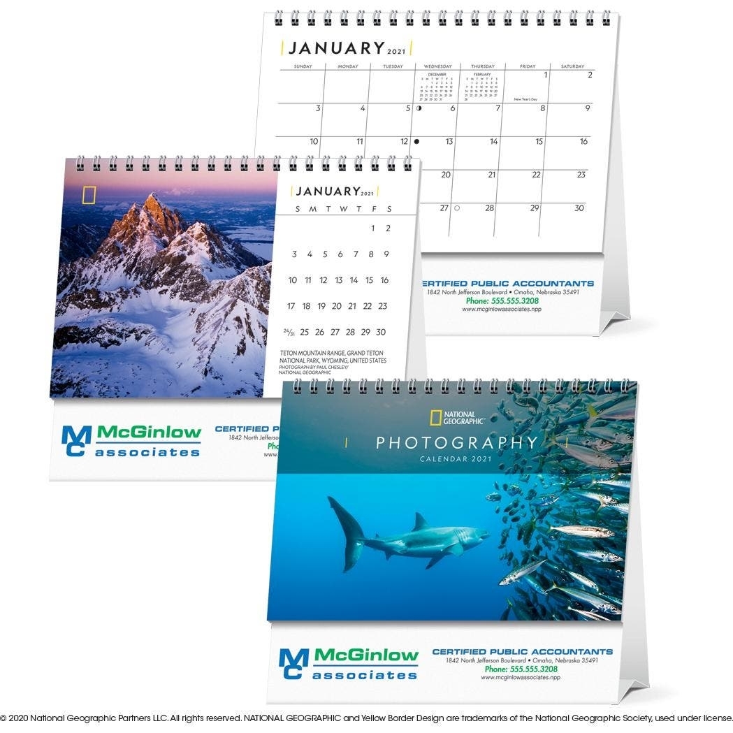 National Geographic Photography Large Desk Calendar (2021)