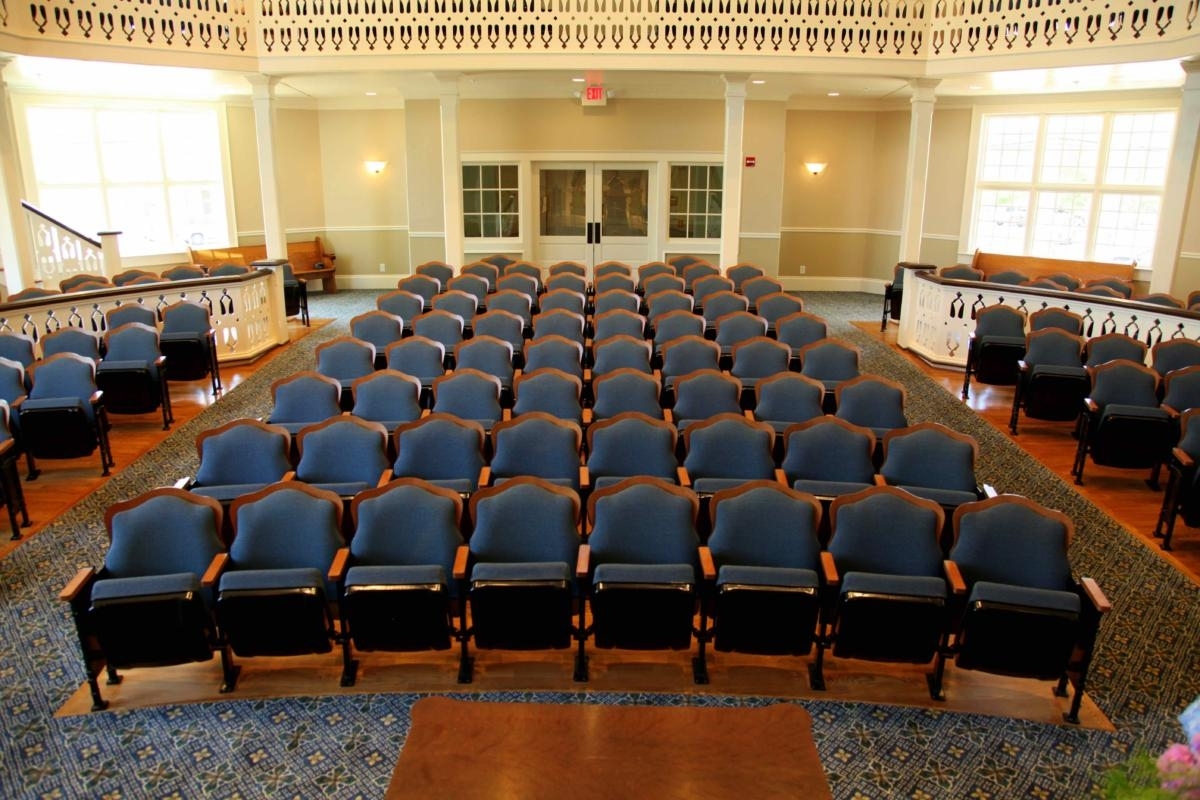 Sanctuary Theater Seating Theatre Seats Church Interiors 