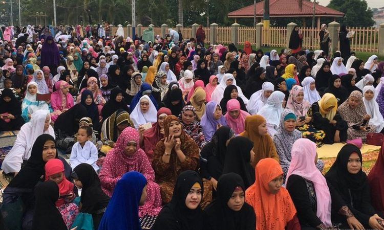 Look: Filipino-Muslims Celebrate End Of Ramadan